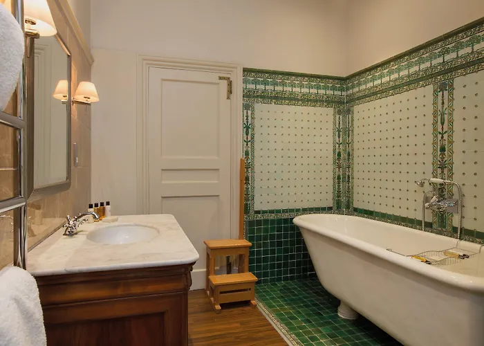 Crathorne Hall Hotel 4*