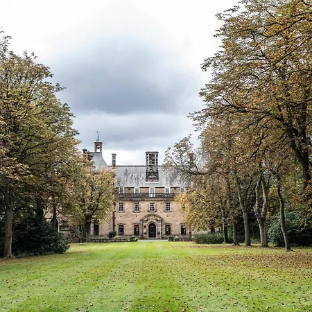 Crathorne Hall 4* 얌