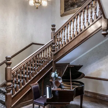 Hotel Crathorne Hall 4*